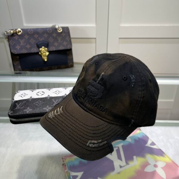 GORRA BALENCIAGA