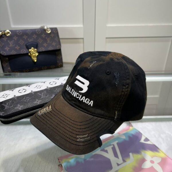 GORRA BALENCIAGA