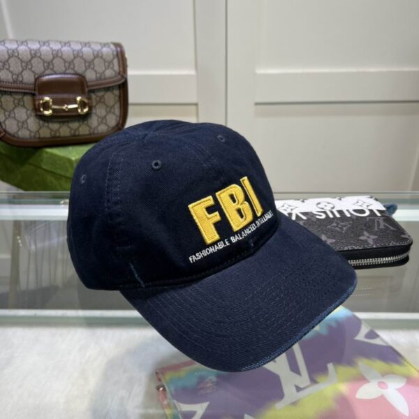 GORRA BALENCIAGA