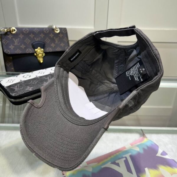 GORRA BALENCIAGA