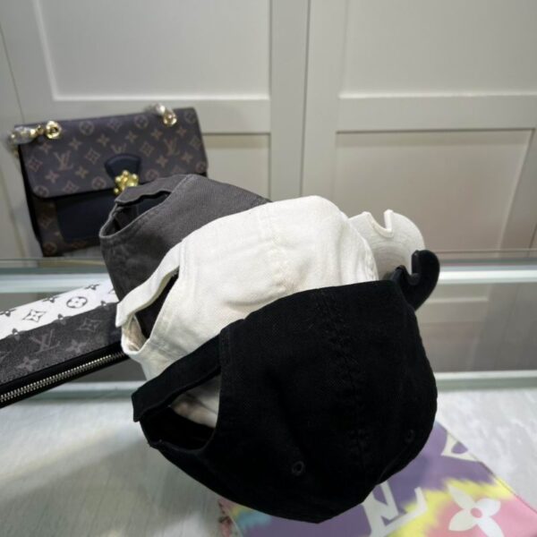 GORRA BALENCIAGA