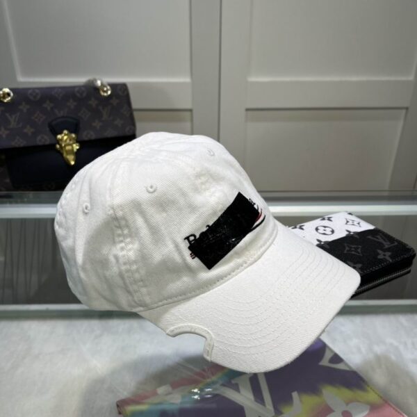 GORRA BALENCIAGA