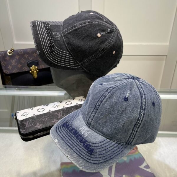 GORRA BALENCIAGA