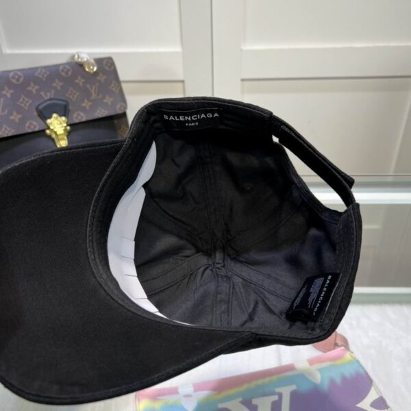GORRA BALENCIAGA