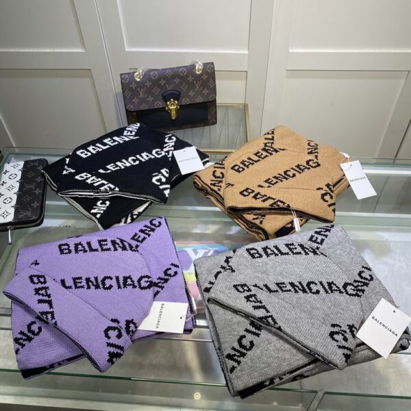 WINTER SET BALENCIAGA