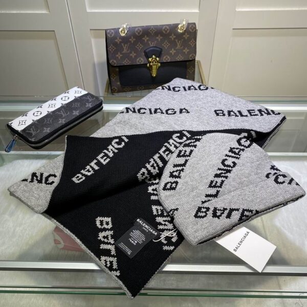 WINTER SET BALENCIAGA