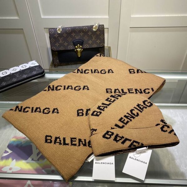 WINTER SET BALENCIAGA