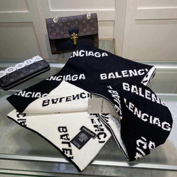 WINTER SET BALENCIAGA