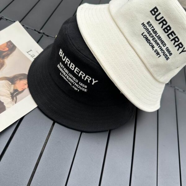 SOMBRERO BURBERRY