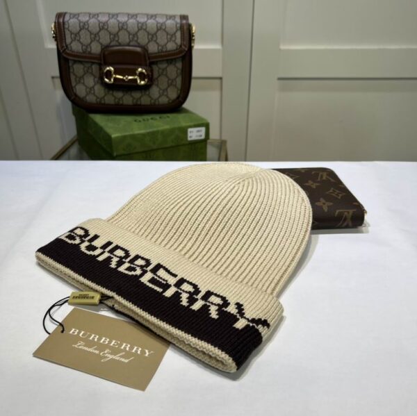 GORRO BURBERRY