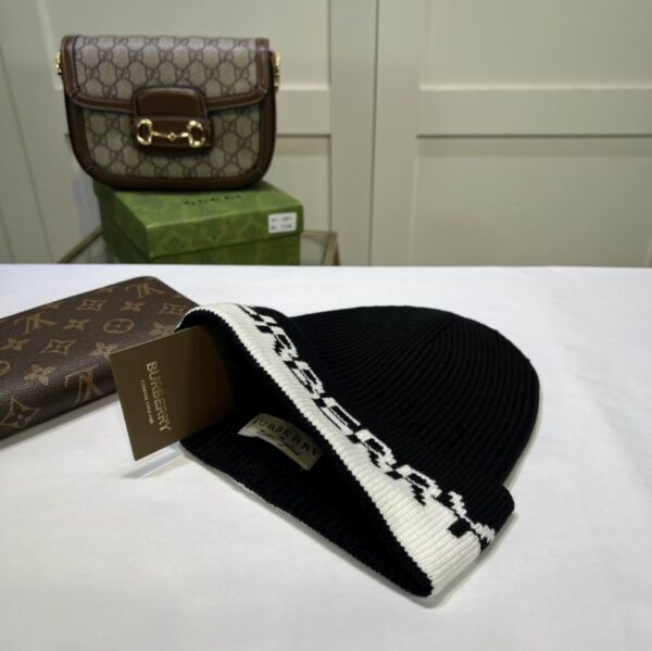 GORRO BURBERRY