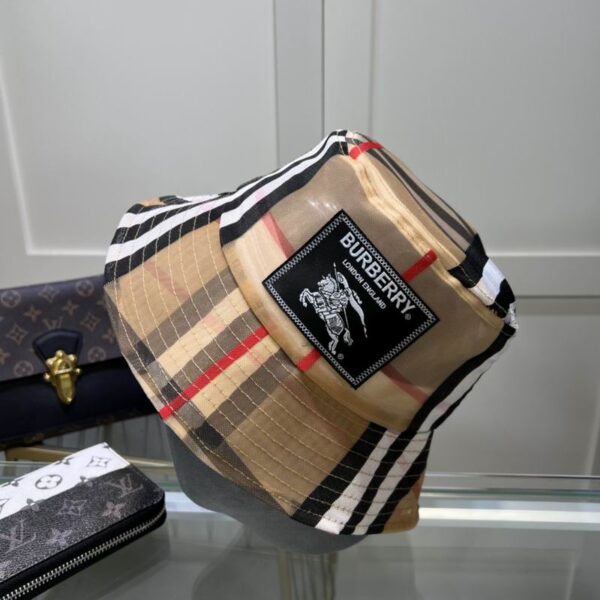 SOMBRERO BURBERRY