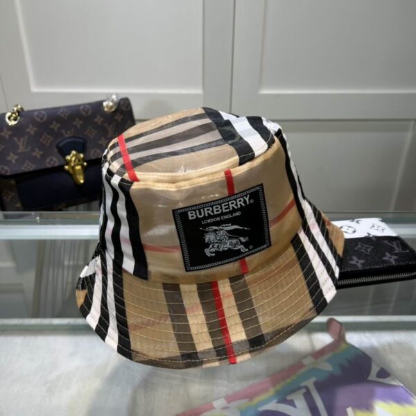 SOMBRERO BURBERRY