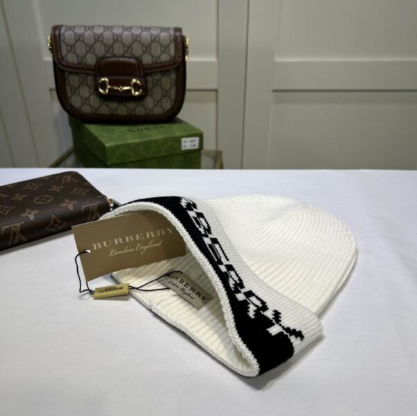 GORRO BURBERRY