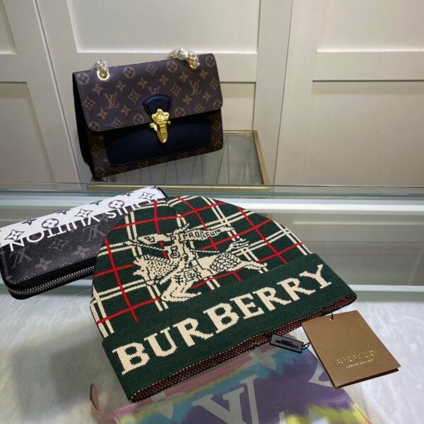 GORRO BURBERRY