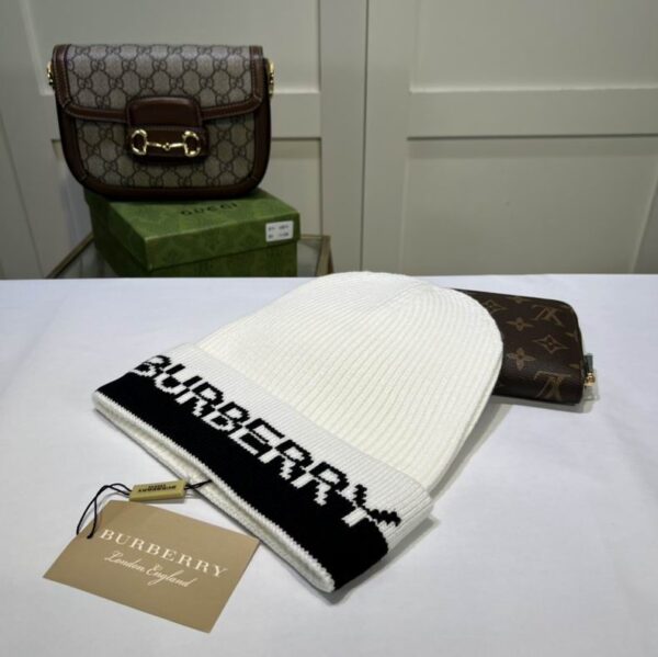 GORRO BURBERRY