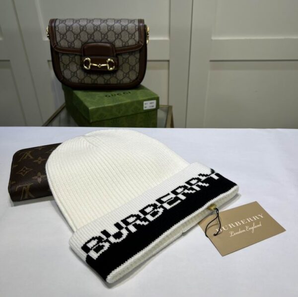 GORRO BURBERRY