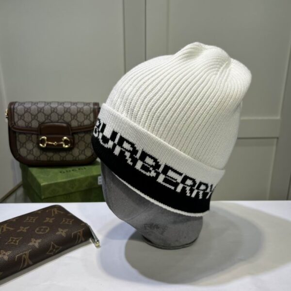 GORRO BURBERRY