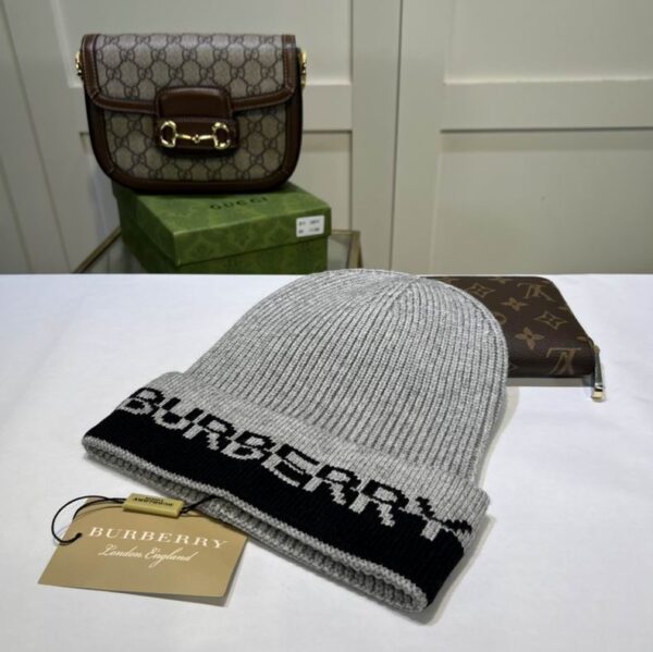 GORRO BURBERRY