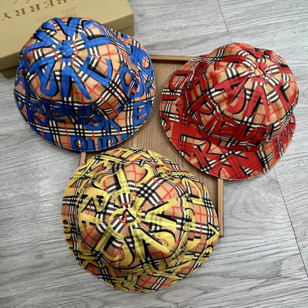 SOMBRERO BURBERRY