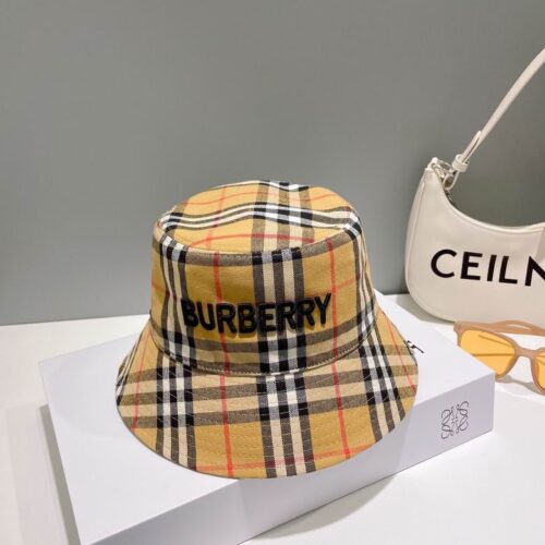 SOMBRERO BURBERRY