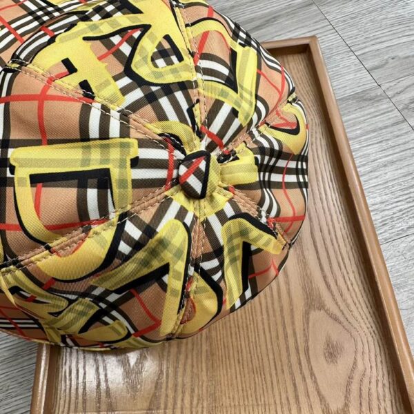 SOMBRERO BURBERRY