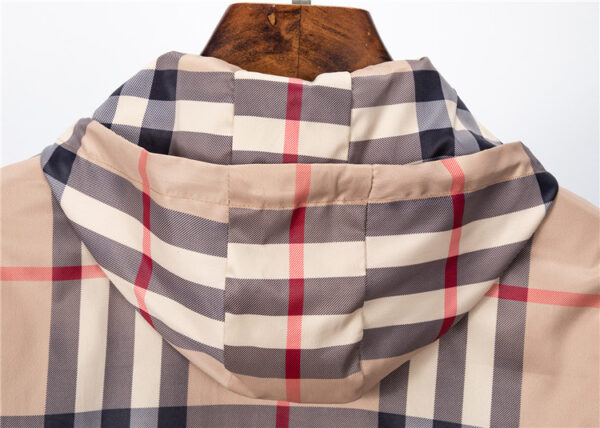 CORTAVIENTOS BURBERRY