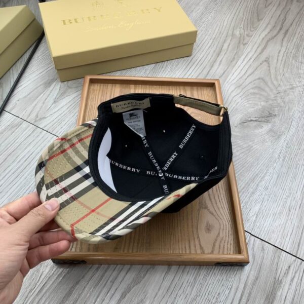 GORRA BURBERRY
