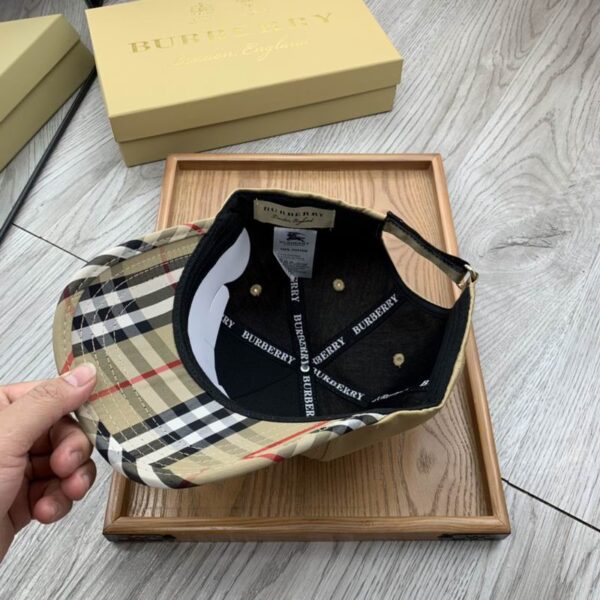 GORRA BURBERRY