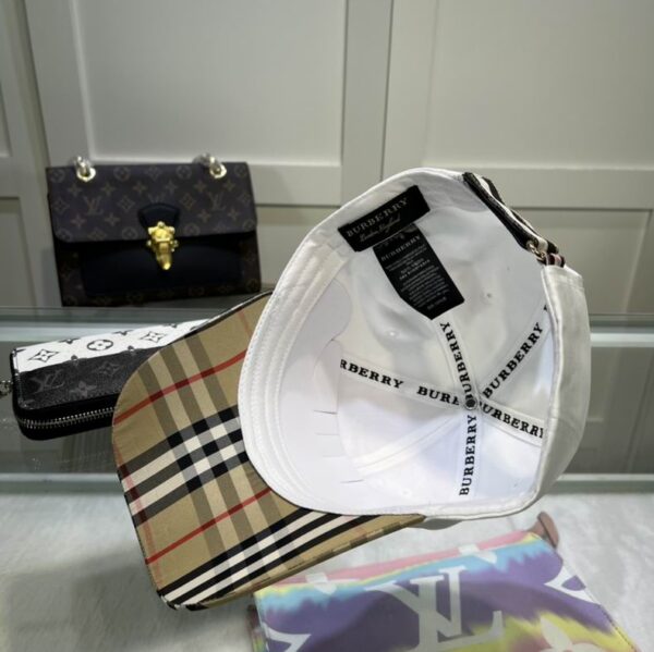 GORRA BURBERRY