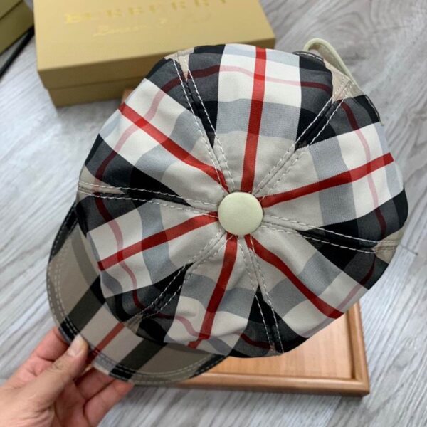 GORRA BURBERRY