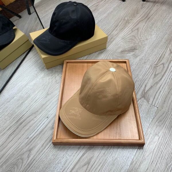 GORRA BURBERRY