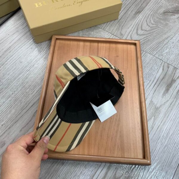 GORRA BURBERRY