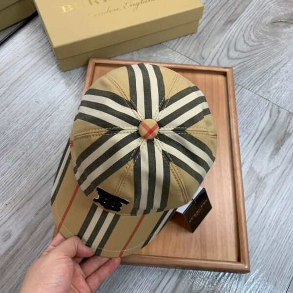 GORRA BURBERRY