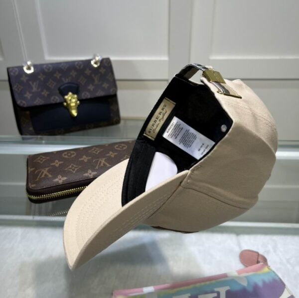 GORRA BURBERRY