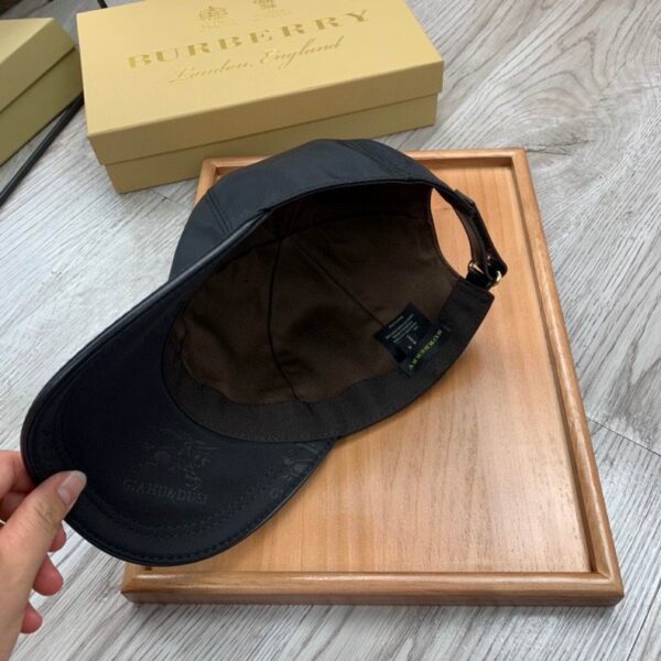 GORRA BURBERRY