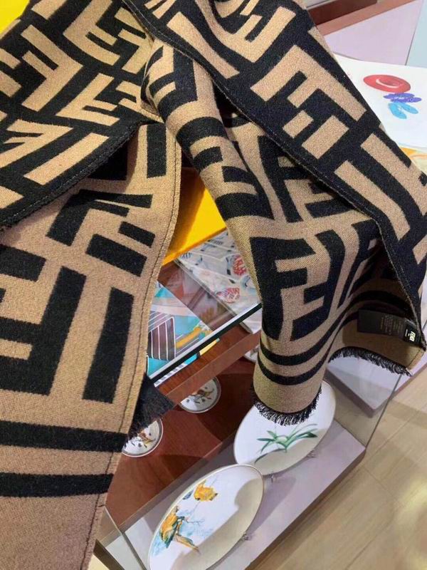 SCARF FENDI