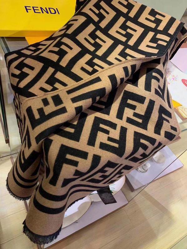 SCARF FENDI