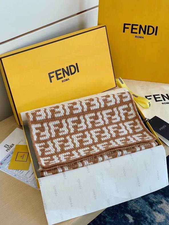 SCARF FENDI