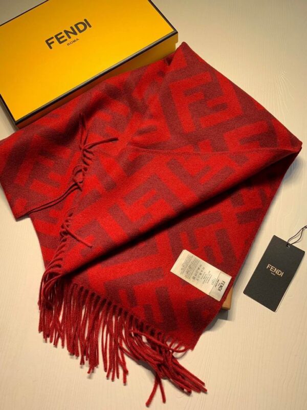 SCARF FENDI