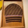 GORRO FENDI