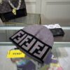 GORRO FENDI