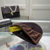 GORRO FENDI