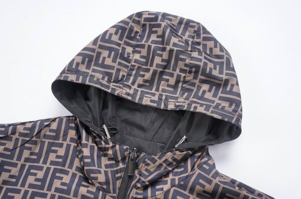 CORTAVIENTOS FENDI