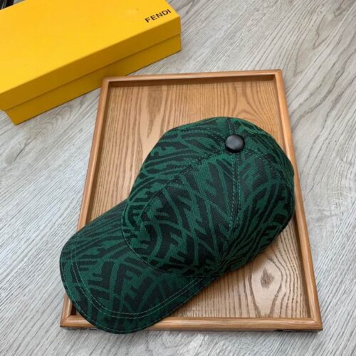 GORRA FENDI
