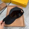 GORRA FENDI