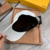 GORRA FENDI