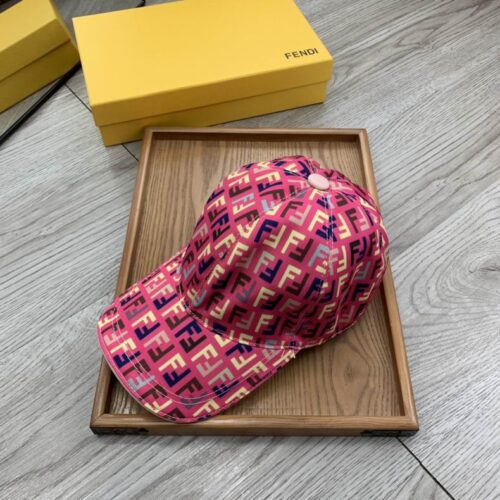 GORRA FENDI