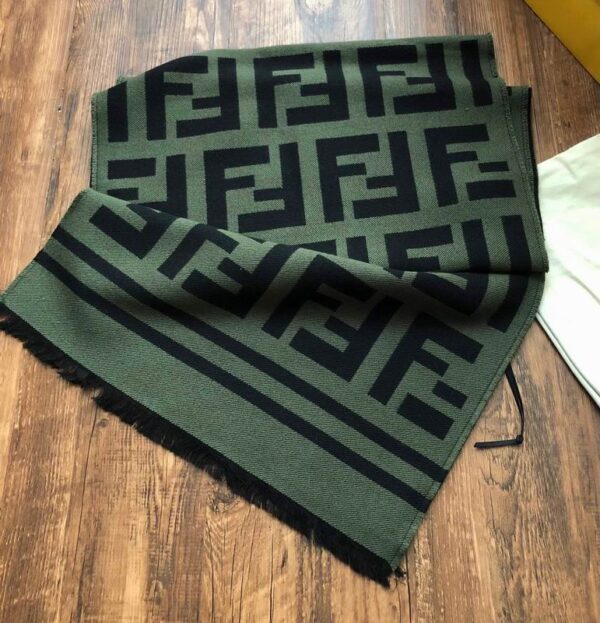 SCARF FENDI
