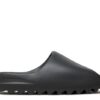 CHANCLAS YEEZY ‘GRANITE’
